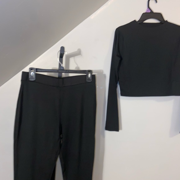 Women’s black Crop long sleeve 2 piece set - Picture 8 of 11